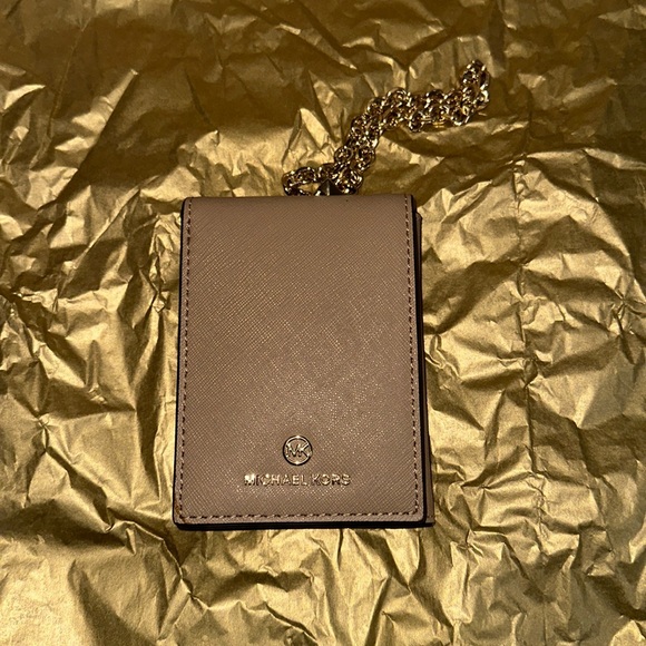 Michael Kors xs folded card case leather in the color camel - Picture 2 of 4